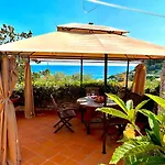 Ferienhaus Mad Di Mare Di Arte Dormire Celle Ligure