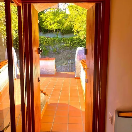 Mad Di Mare Di Arte Dormire Celle Ligure